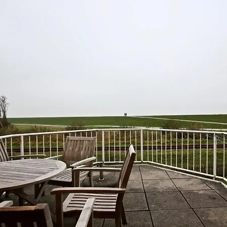 With Fantastic Balcony Apartament *